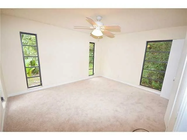 Photo of 4882 SE Bayshore Terrace