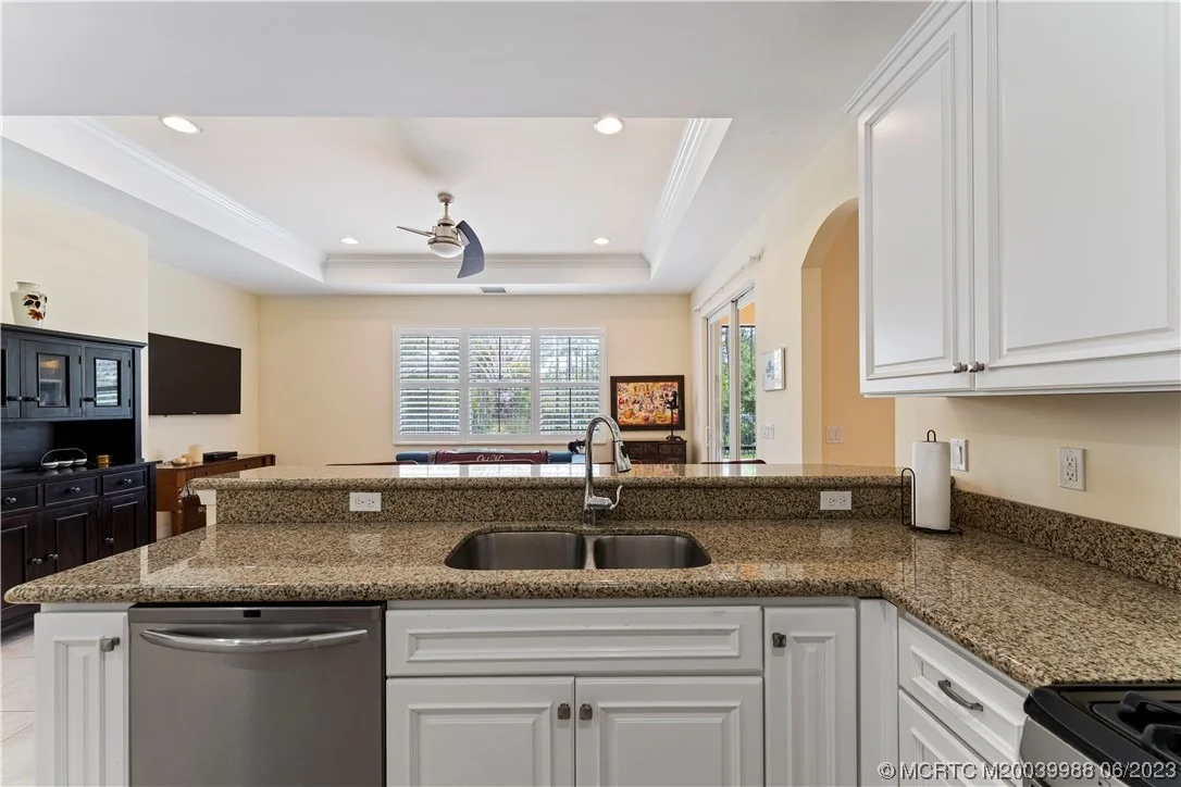 Photo of 155 SW Cocoloba Way