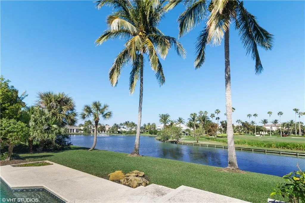 Photo of 7025 SE Harbor Circle