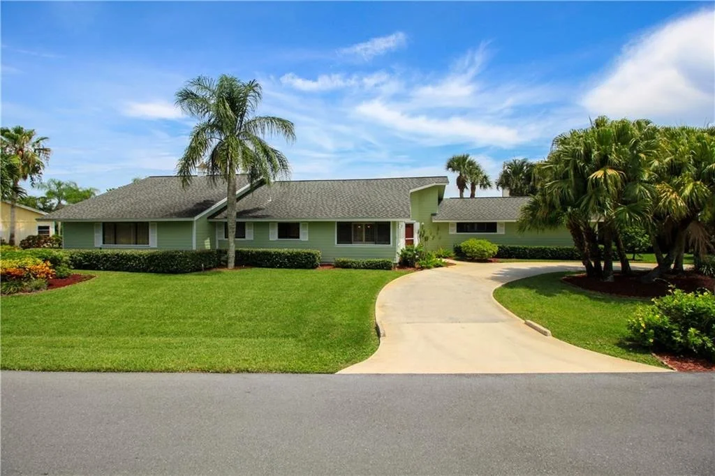 Photo of 4104 SE Centerboard Lane