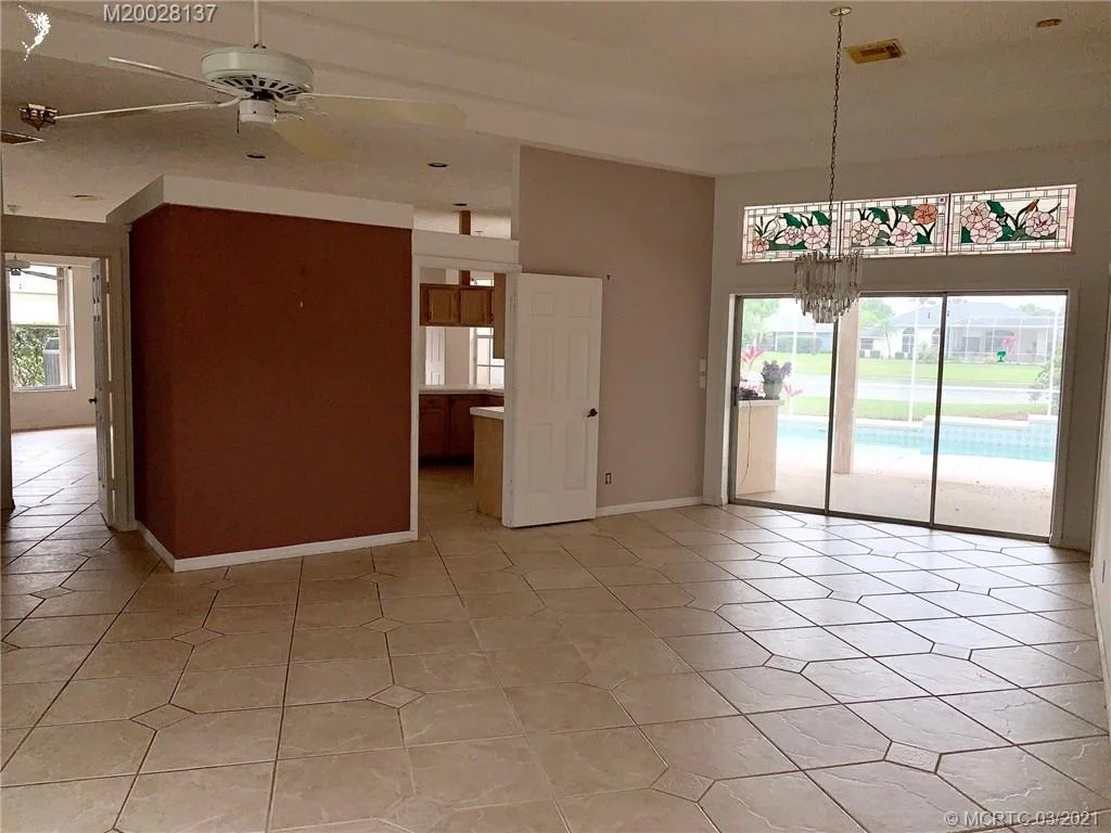 Photo of 2376 SW Danforth Circle SW