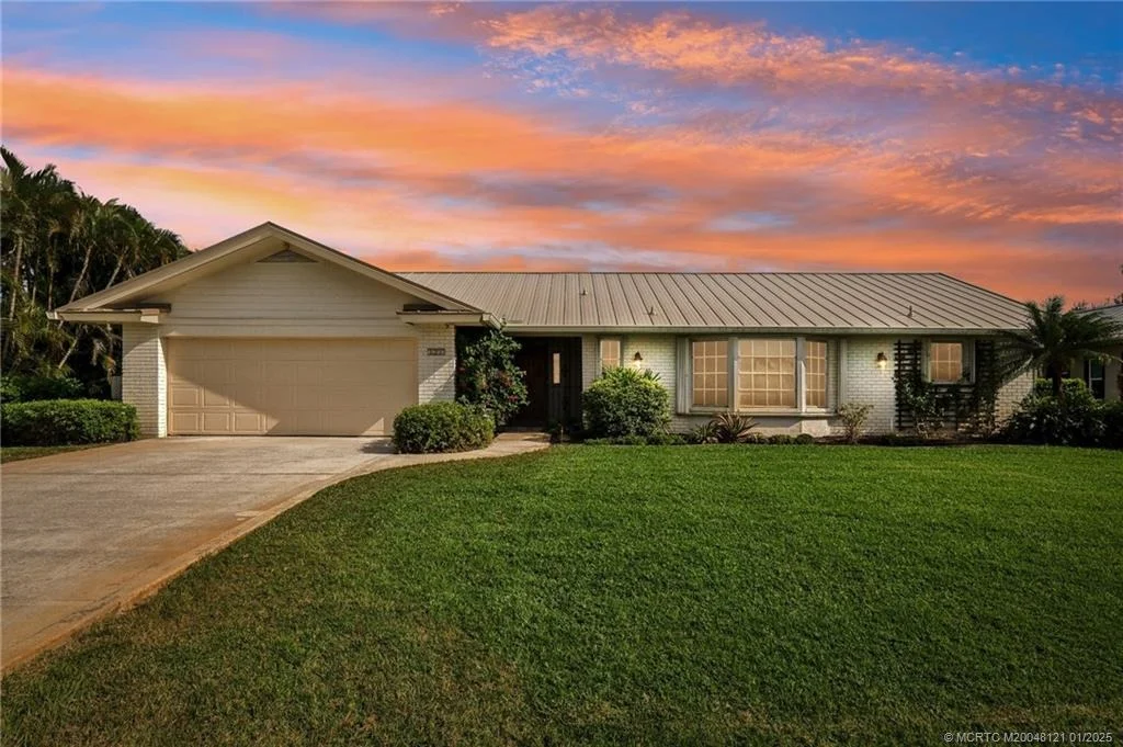 Photo of 3283 SE Fairway E