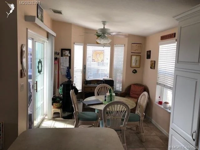 Photo of 862 Nettles Boulevard