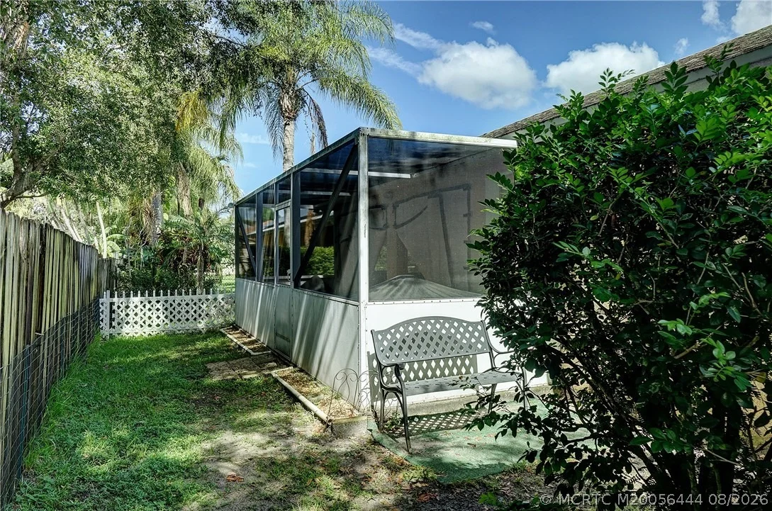 Photo of 446 NE Vanda Terrado