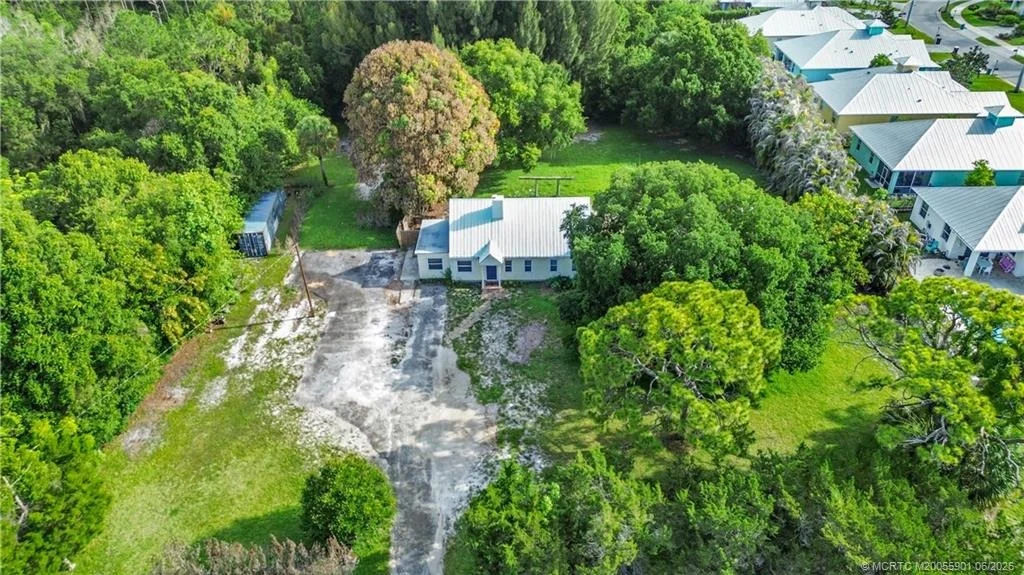 Photo of 1699 NW Britt Road