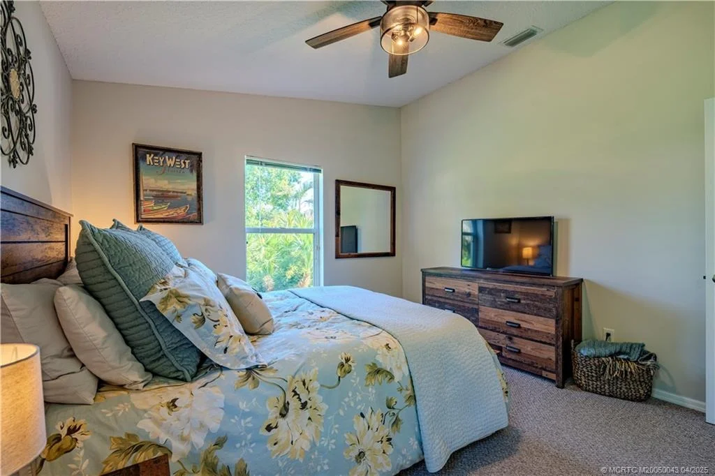Photo of 1945 SE Emerald Court