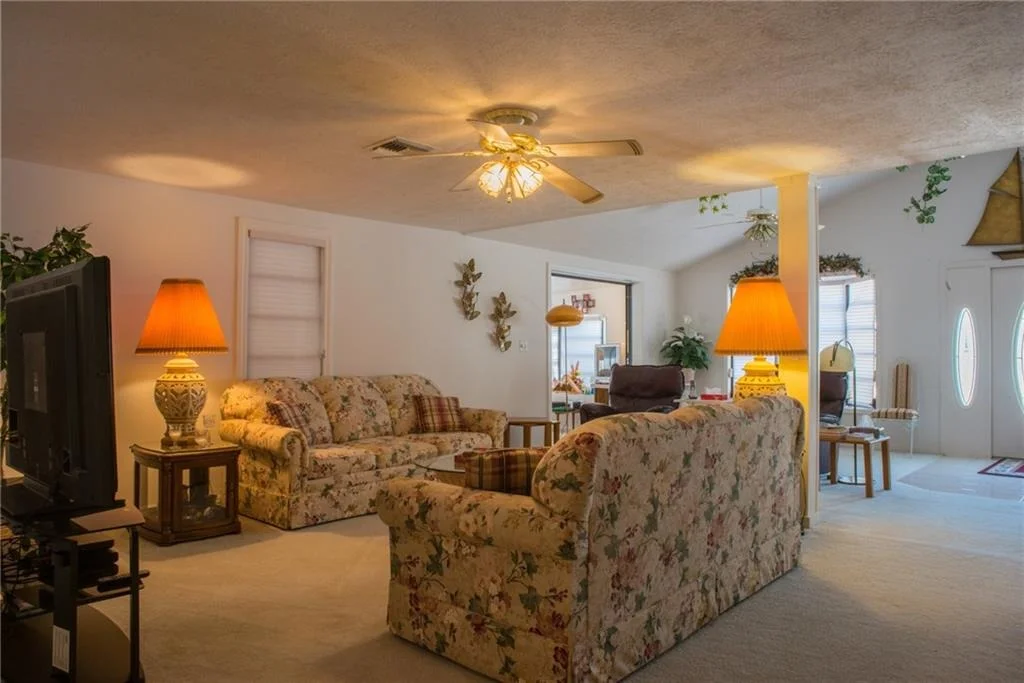 Photo of 547 SW Halpatiokee Street SW