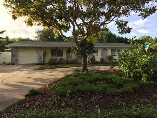 Photo of 1480 SE 13th Street