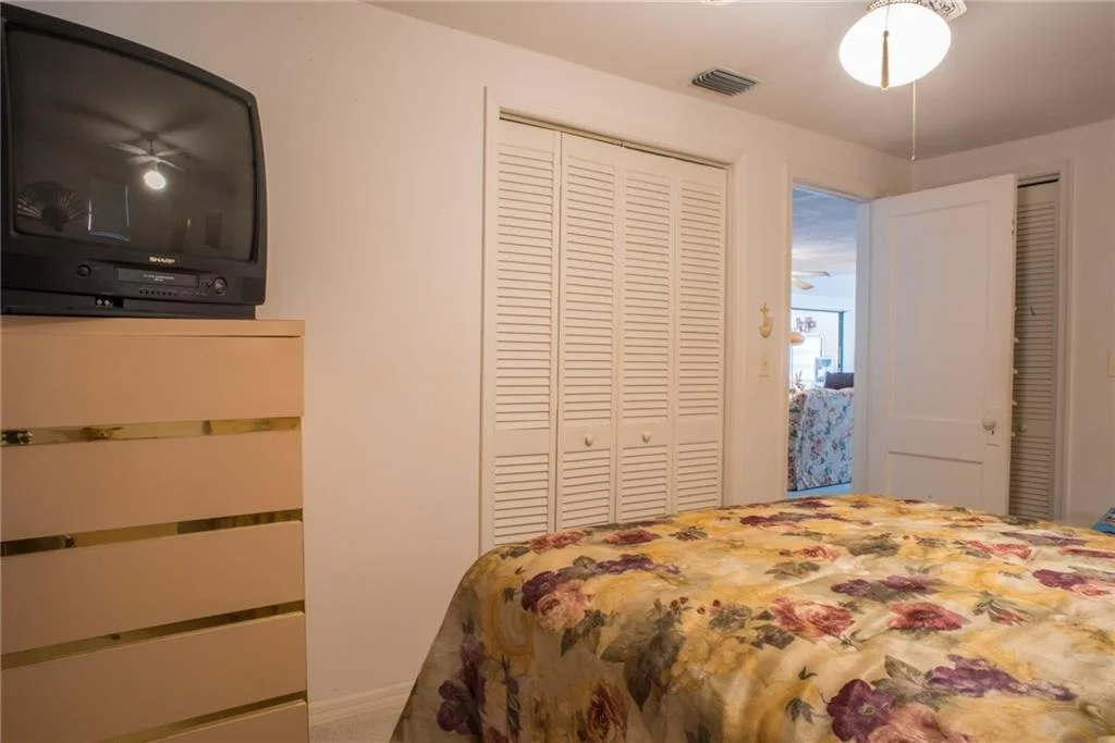Photo of 547 SW Halpatiokee Street SW