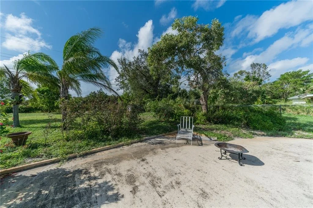 Photo of 2350 NW Sunset Boulevard