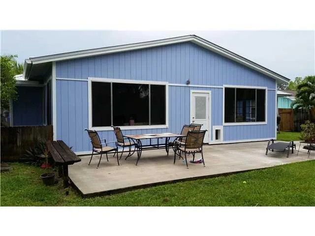 Photo of 4995 SE Manatee Terrace