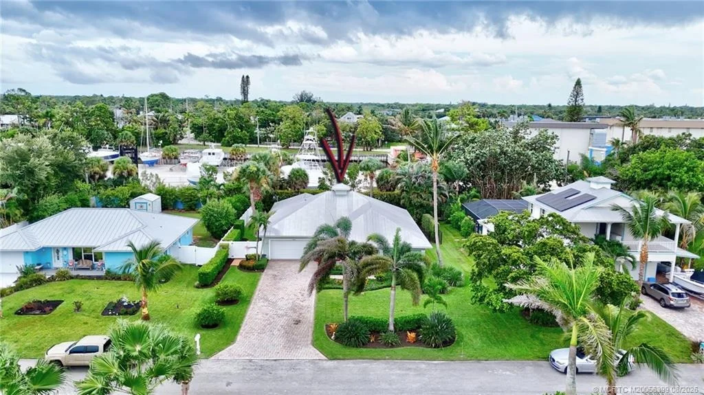Photo of 4586 SE Manatee Terrace