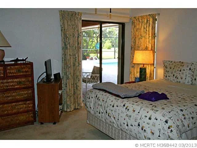 Photo of 884 NW Spruce Ridge Drive