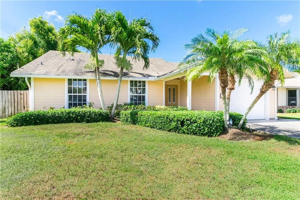 Photo of 3937 SE Jacaranda Street