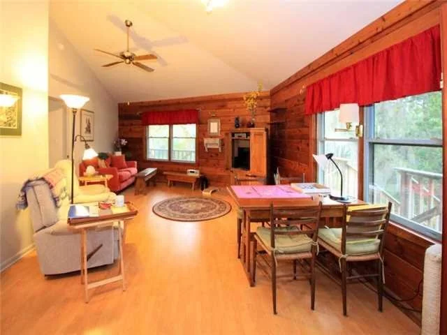 Photo of 565 SW Rustic Circle
