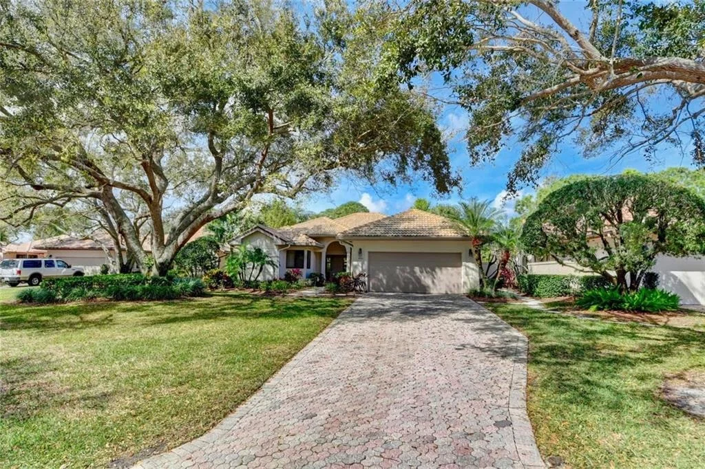 Photo of 3312 SE Cambridge Drive