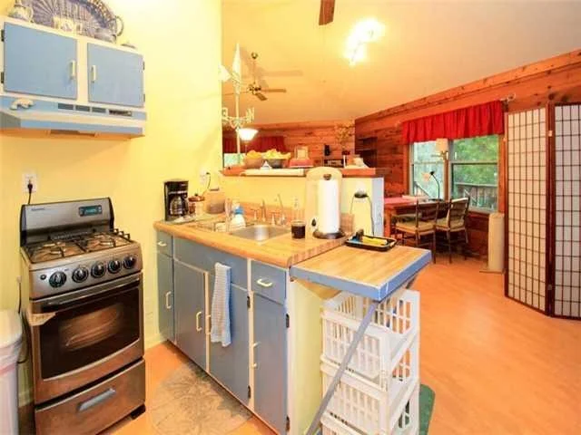 Photo of 565 SW Rustic Circle