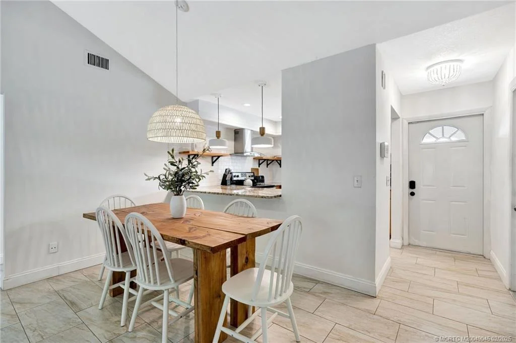 Photo of 5914 SE Mitzi Lane