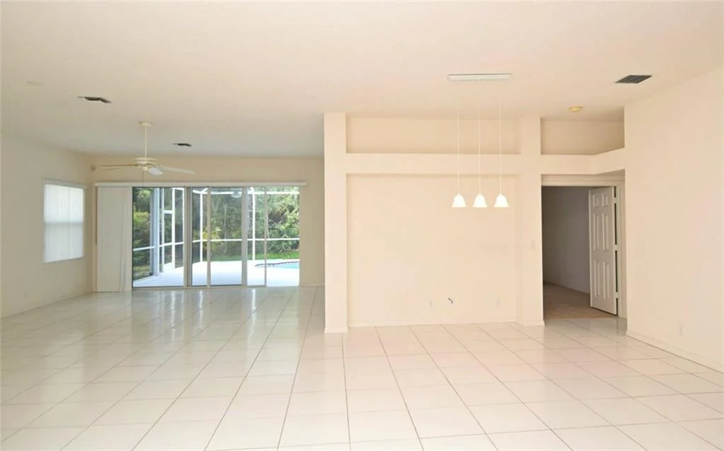 Photo of 7205 SE Seagate Lane