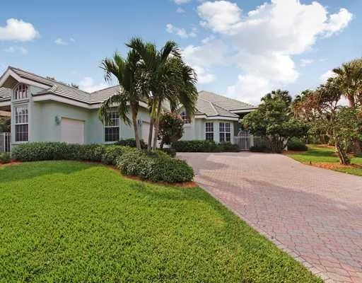Photo of 2846 SE DUNE Drive