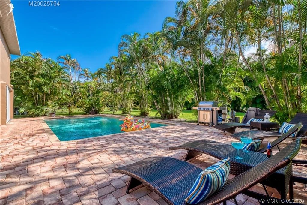 Photo of 1223 NW Spruce Ridge Drive