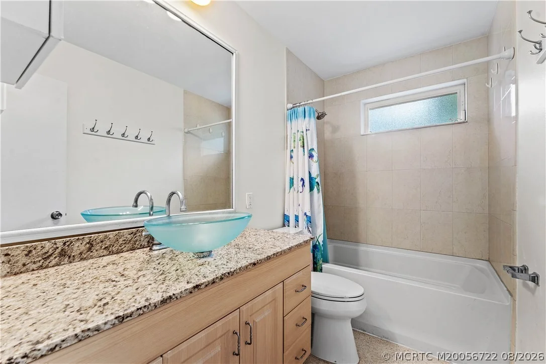 Photo of 502 SE Edgewood Drive