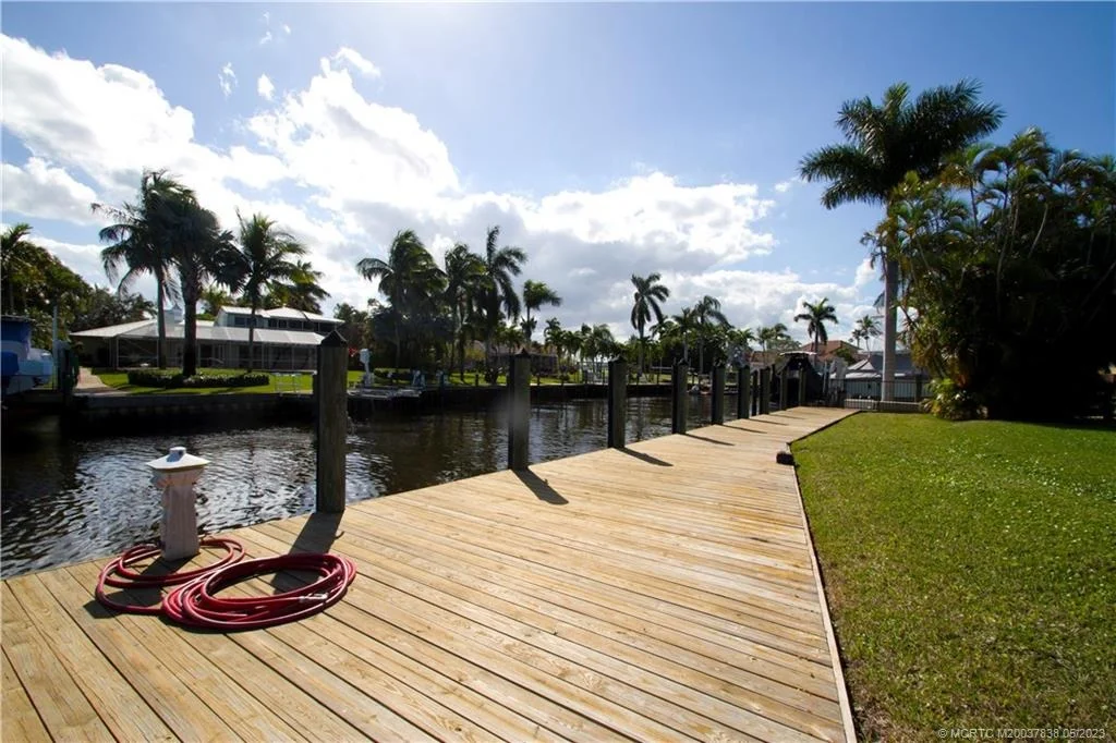 Photo of 1790 NW River Trail