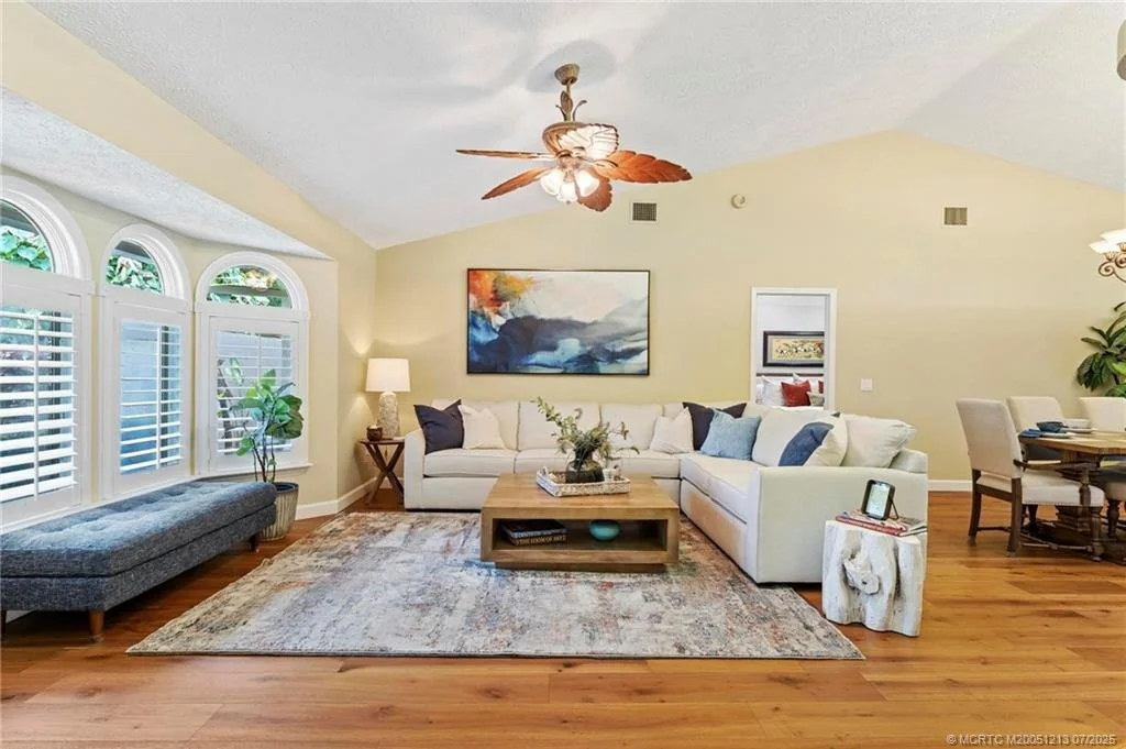 Photo of 2087 SW Danforth Circle