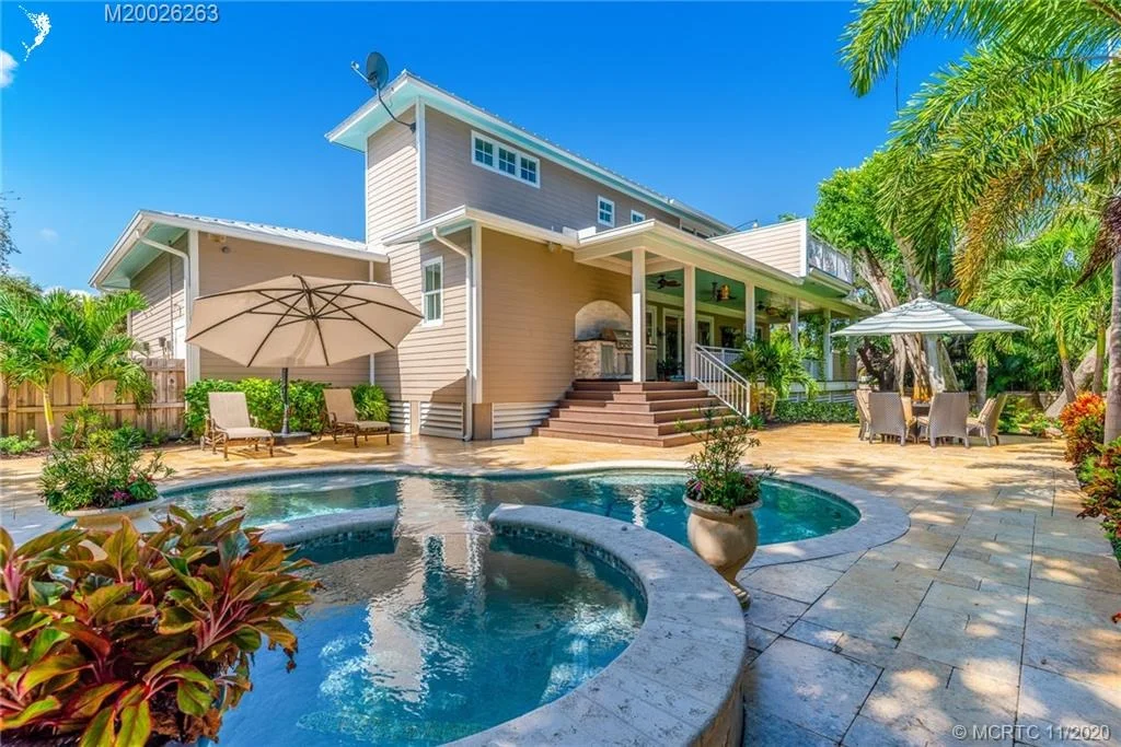 Photo of 2 Fieldway Drive