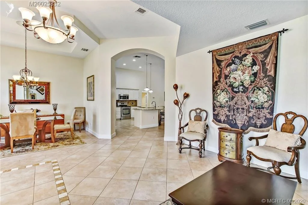 Photo of 3792 SE Fairway W