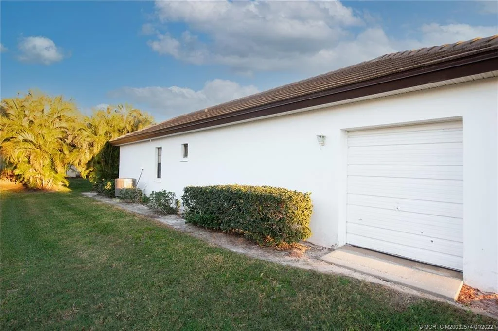 Photo of 4104 SE FAIRWAY E