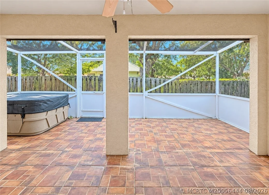 Photo of 446 NE Vanda Terrado
