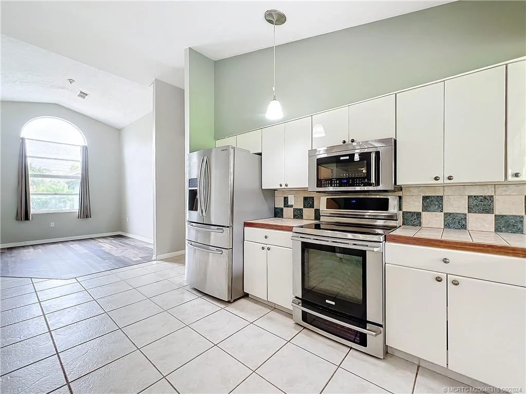 Photo of 5204 Silver Oak Drive