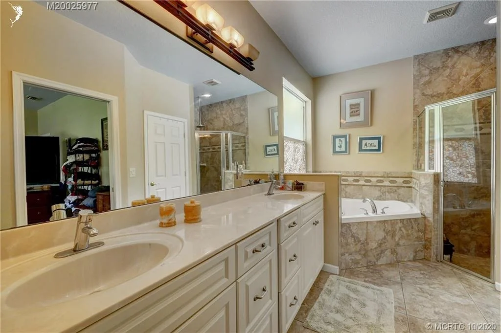 Photo of 1055 SE Salerno Road
