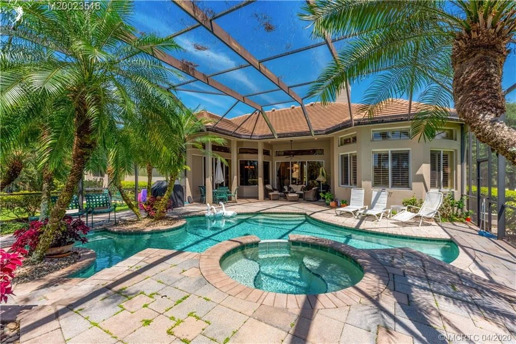 Photo of 1920 SE Colony Way