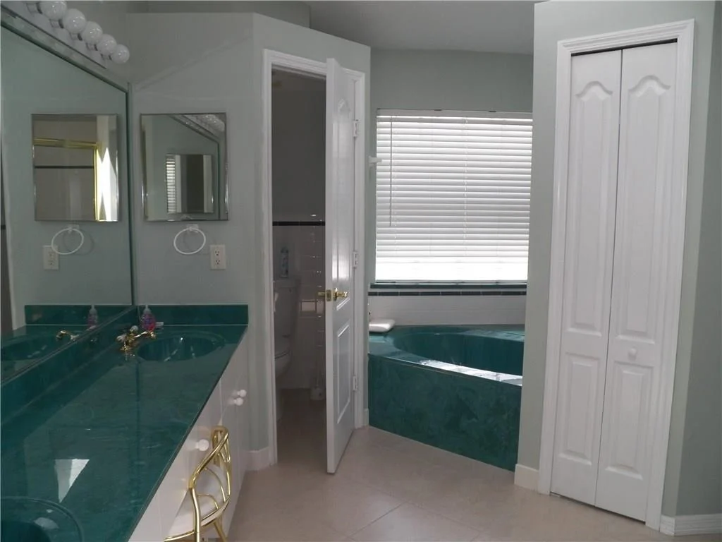 Photo of 6832 Bronte Circle