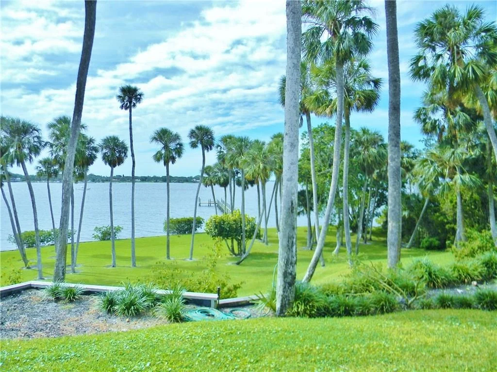 Photo of 39 N River Road