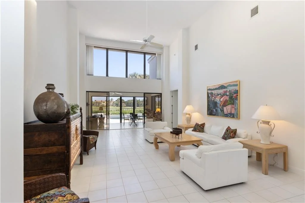 Photo of 6933 SE Harbor Circle