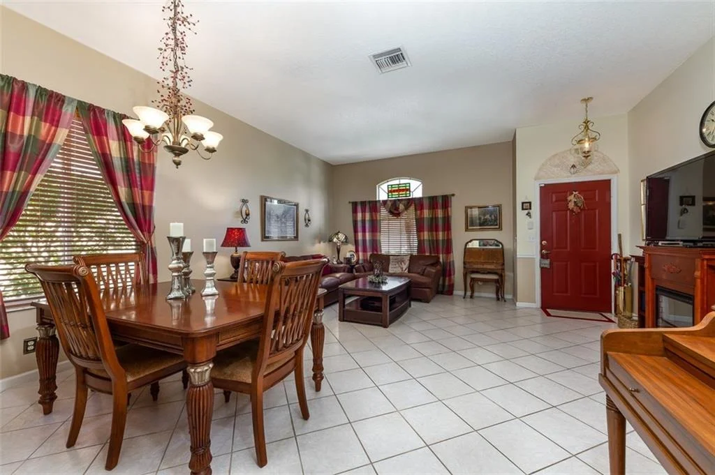 Photo of 2540 SE Springtree Place