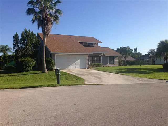 Photo of 2555 NW Captiva Cove