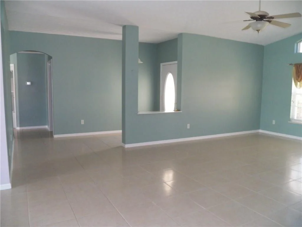 Photo of 6832 Bronte Circle