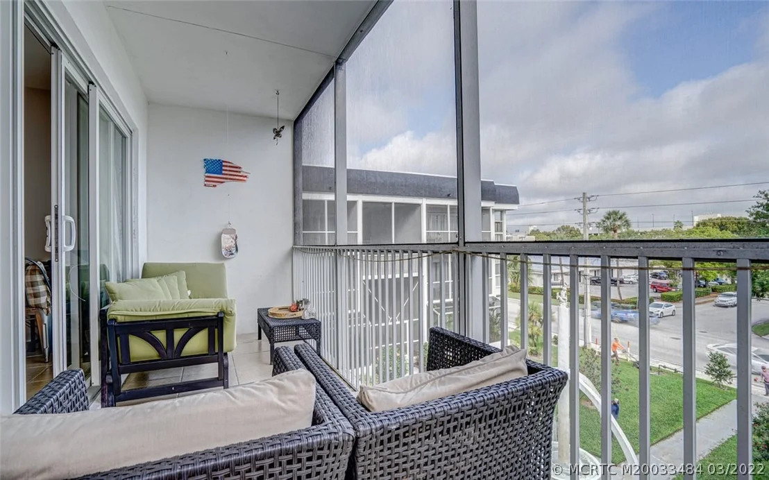 Photo of Unit B5 at 630 SE Ocean Boulevard