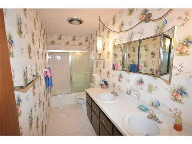 Photo of 1234 NW River Terrace