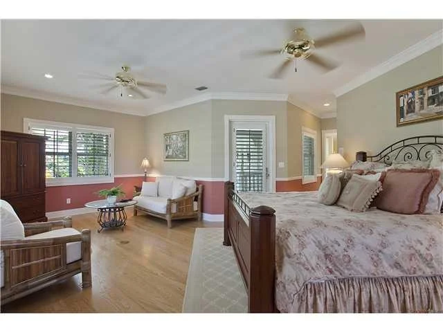 Photo of 35 N River Road