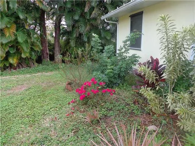 Photo of 5692 SE Laguna Avenue