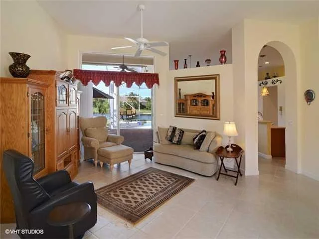 Photo of 7005 SE Bay Hill Drive