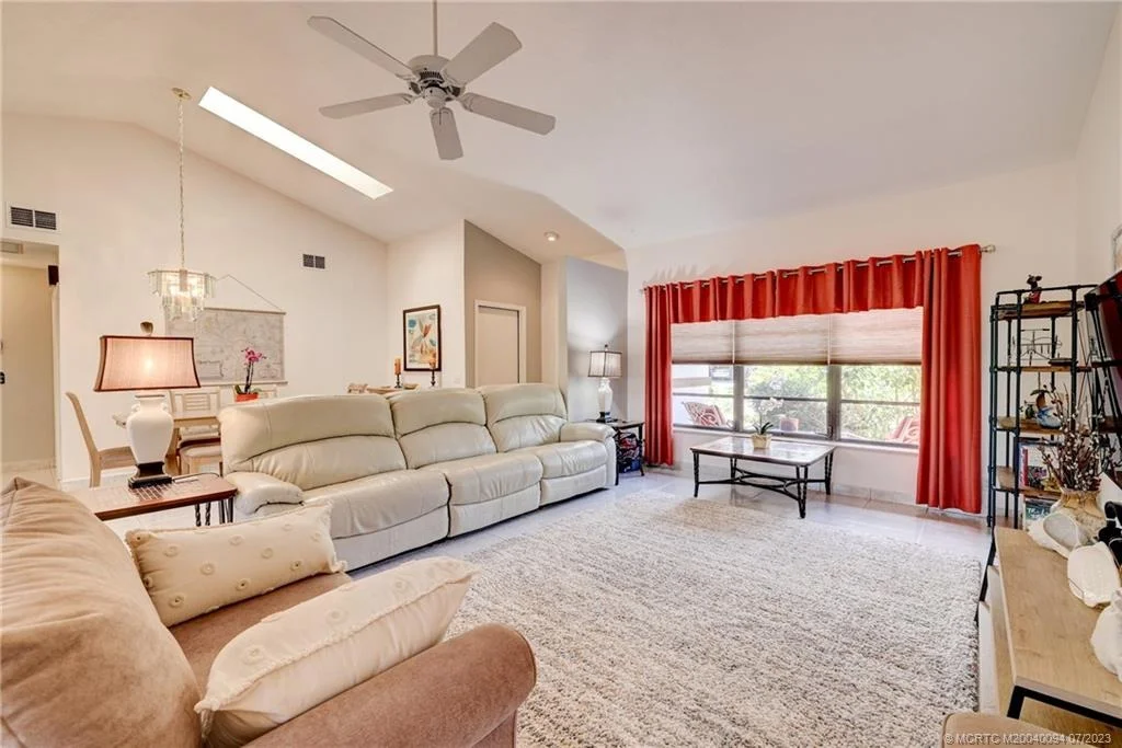 Photo of 5009 SE Hanson Circle