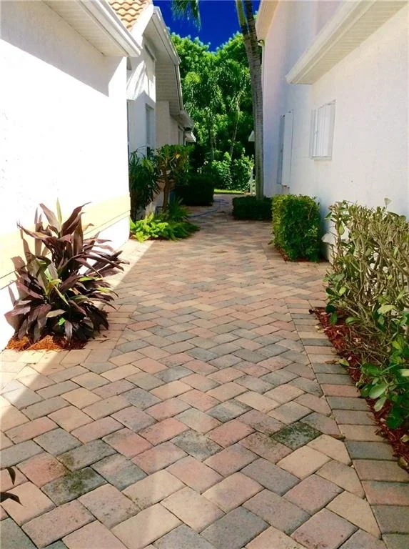 Photo of 160 Pepper Lane