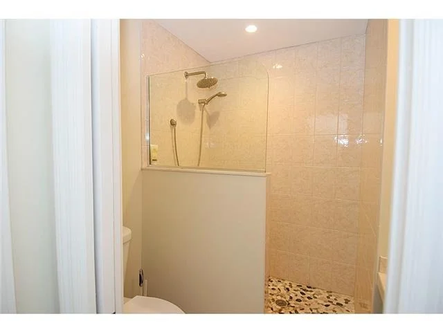 Photo of 418 SE KRUEGER Parkway