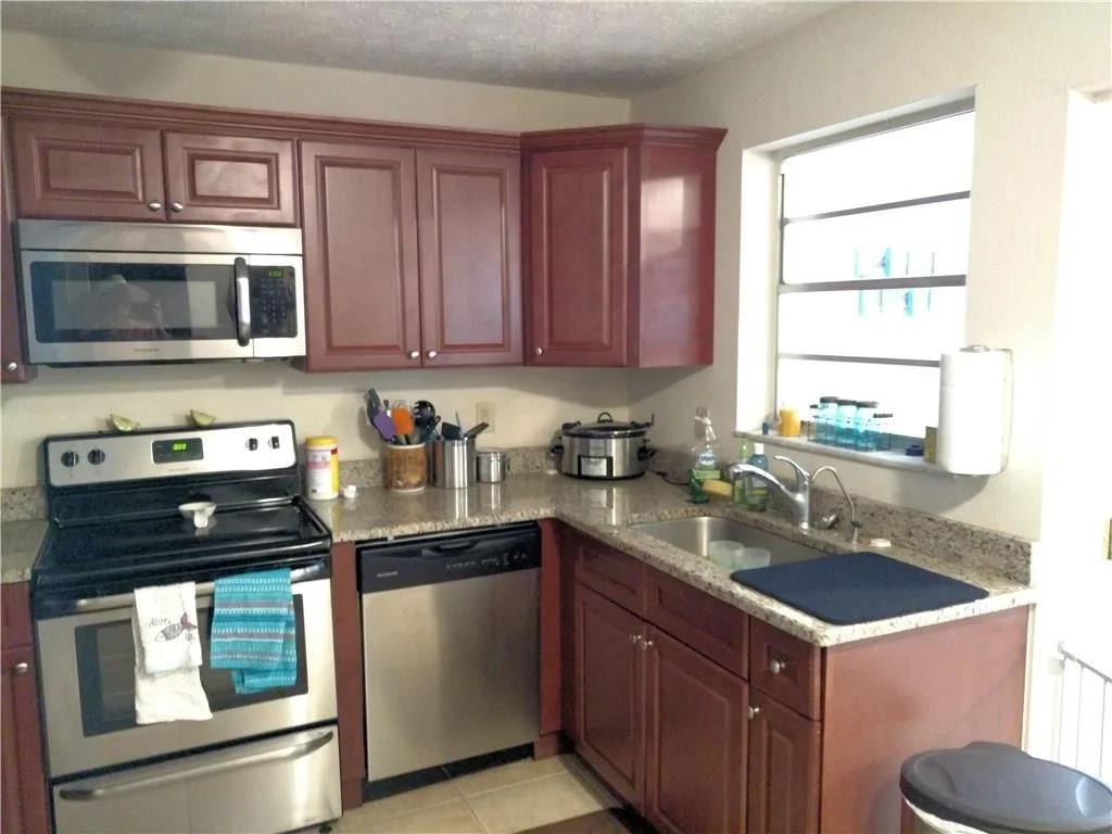 Photo of 3222 SE Hibiscus Street